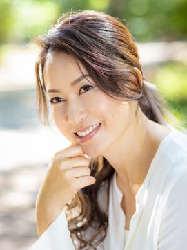 石坂 典子 氏